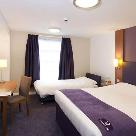 Premier Inn Leicester Fosse Park Bagian luar foto