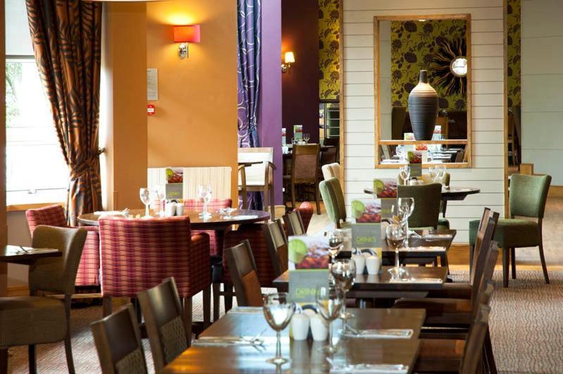 Premier Inn Leicester Fosse Park Bagian luar foto